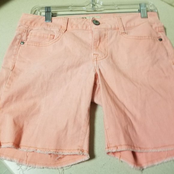 LEI ASHLEY LOWRISE  SHORTS SIZE 7 - Picture 9 of 11